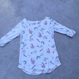 Girl’s ages 8-10 Unicorn and Rainbow long sleeve